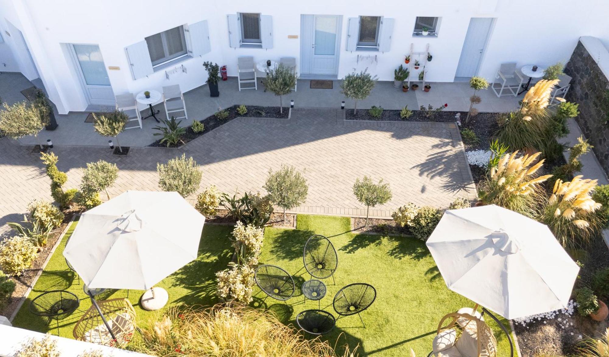 Sn Santorini Apartments Kamári Exterior foto